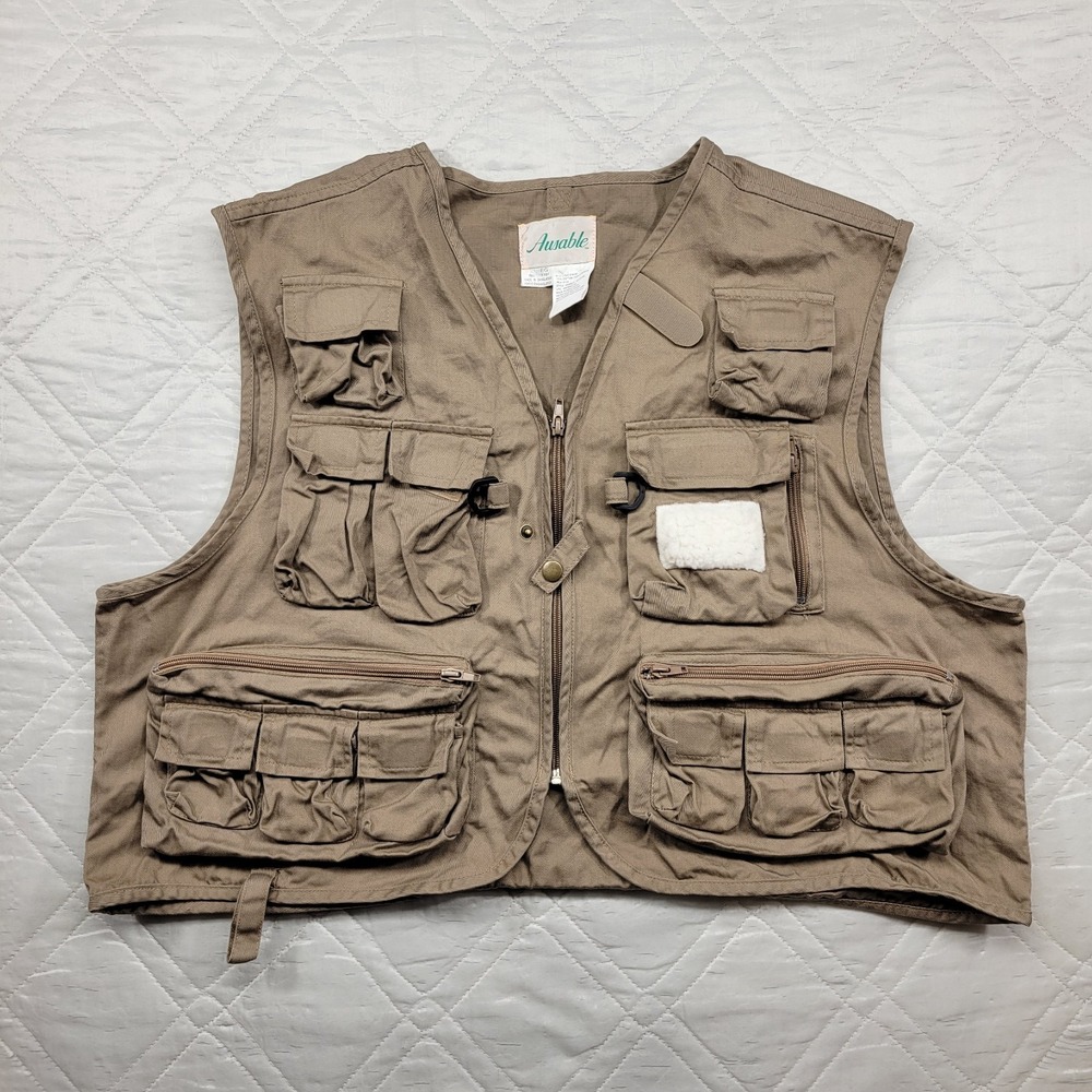 Ausable tan fishing vest size XL‎